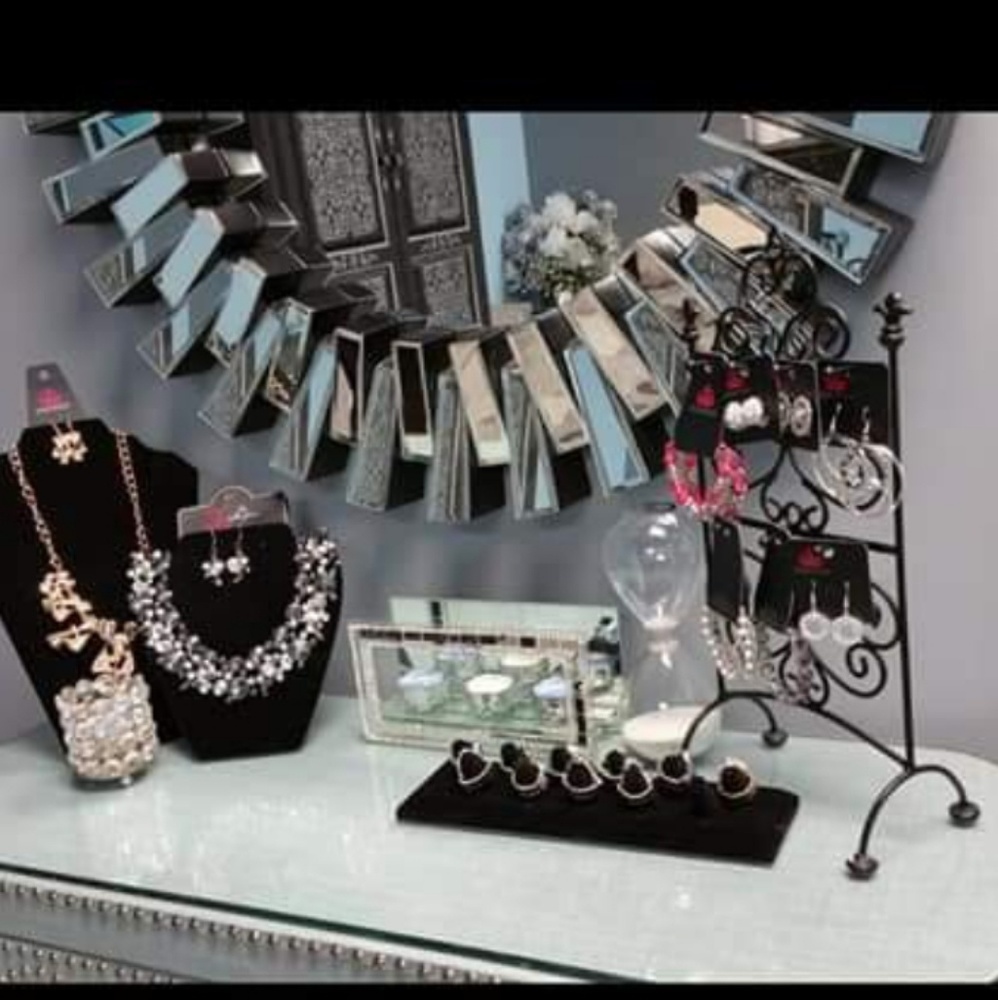 Paparazzi accessories jewelry
